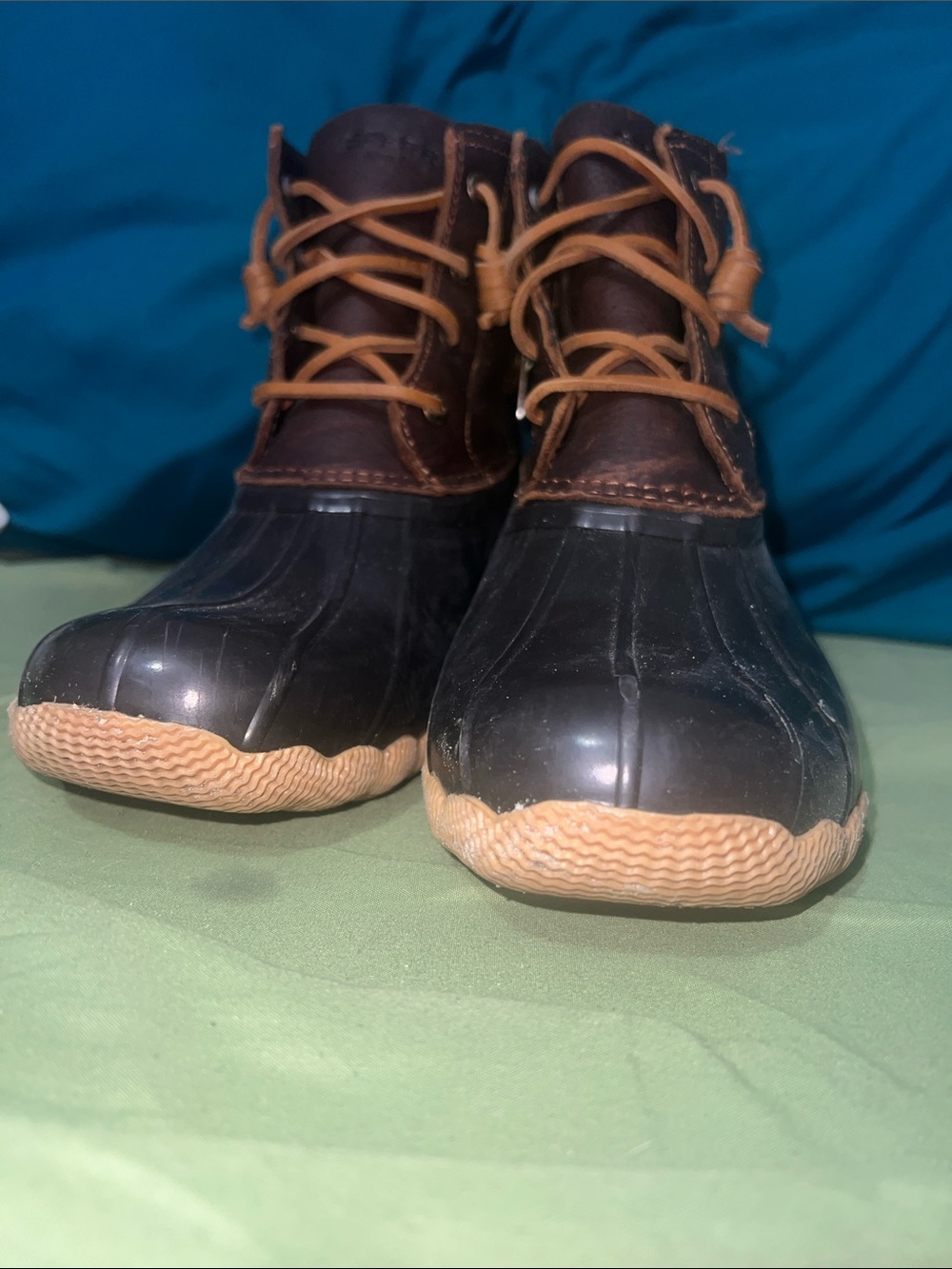 Duck-Style Waterproof Lace-Up Boots in Black and Brown